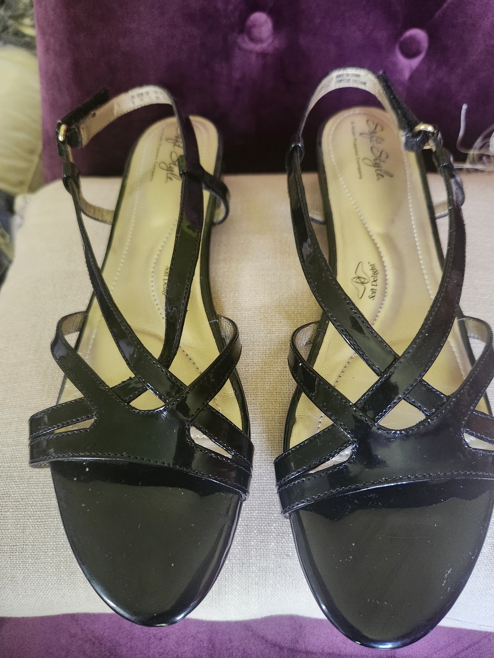Hush Puppies Black Patent Crisscross Slingback Sandals